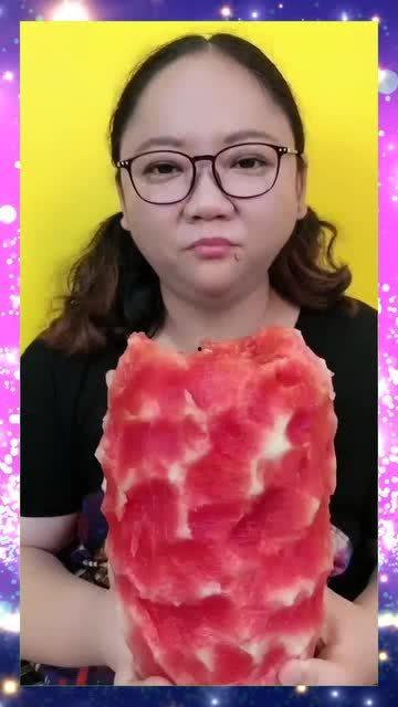 吃瓜富豪大姐,揭秘豪门背后的真实生活