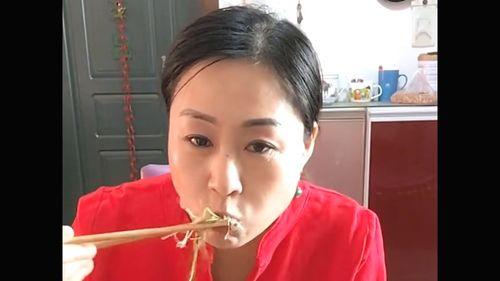 吃瓜富豪大姐,揭秘豪门背后的真实生活