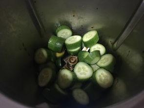 孕期吃脆瓜好吗,孕期适量食用脆瓜有益健康