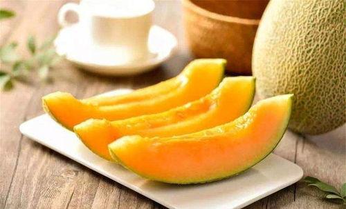 巴西蜜瓜怎样吃,从经典沙拉到创意甜点