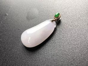 翡翠吃瓜富婆,揭秘富婆的奢华生活与时尚品味