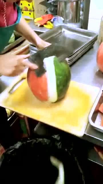 厨师吃瓜,厨师揭秘瓜类美食的秘密