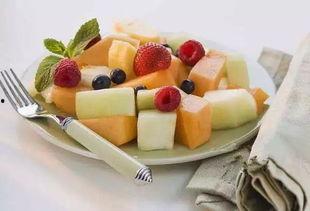 哈密瓜放三天还可以吃吗,“三天后哈密瓜还能食用吗？”