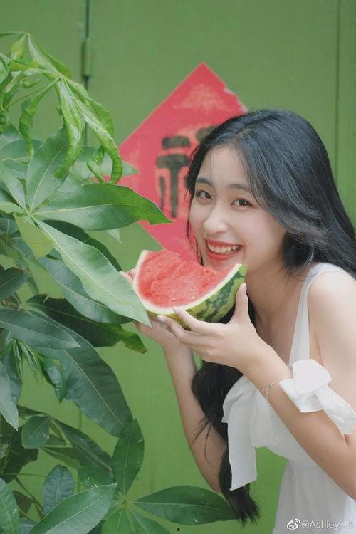 最近约拍吃瓜,揭秘网红美食背后的故事