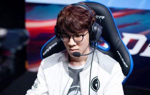 阿水吃大瓜,揭秘美食大瓜背后的故事